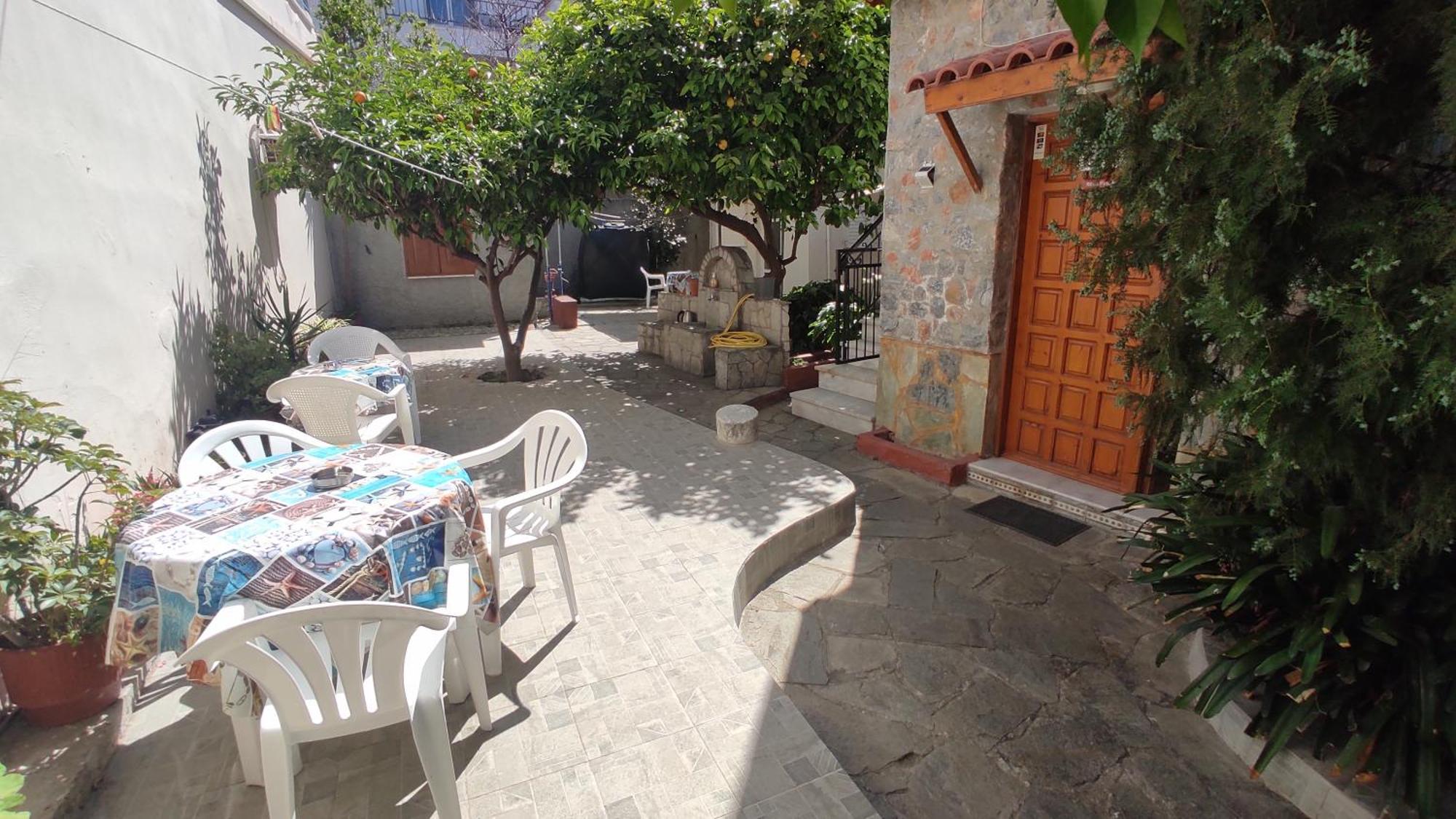 Angelos Rooms Mytilene Bagian luar foto