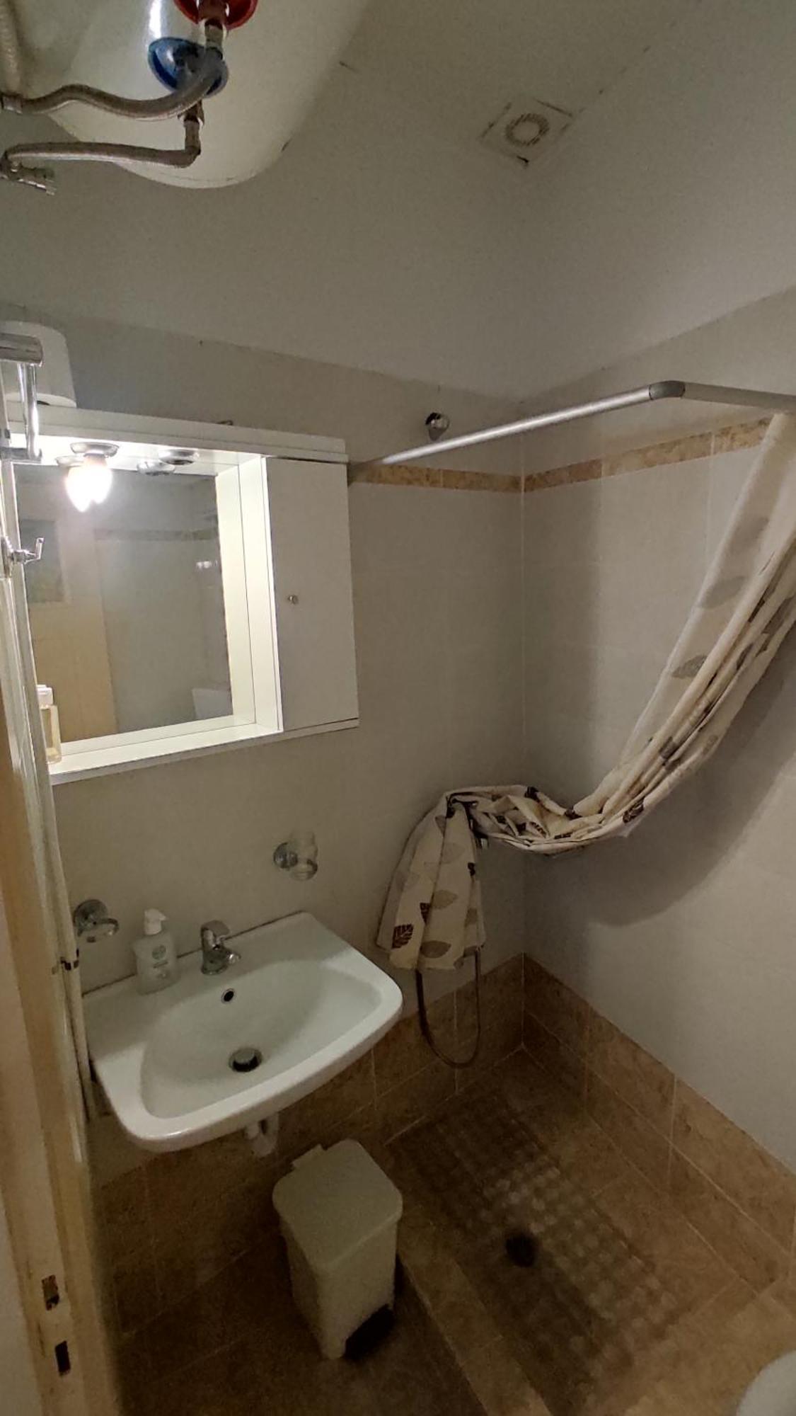 Angelos Rooms Mytilene Bagian luar foto