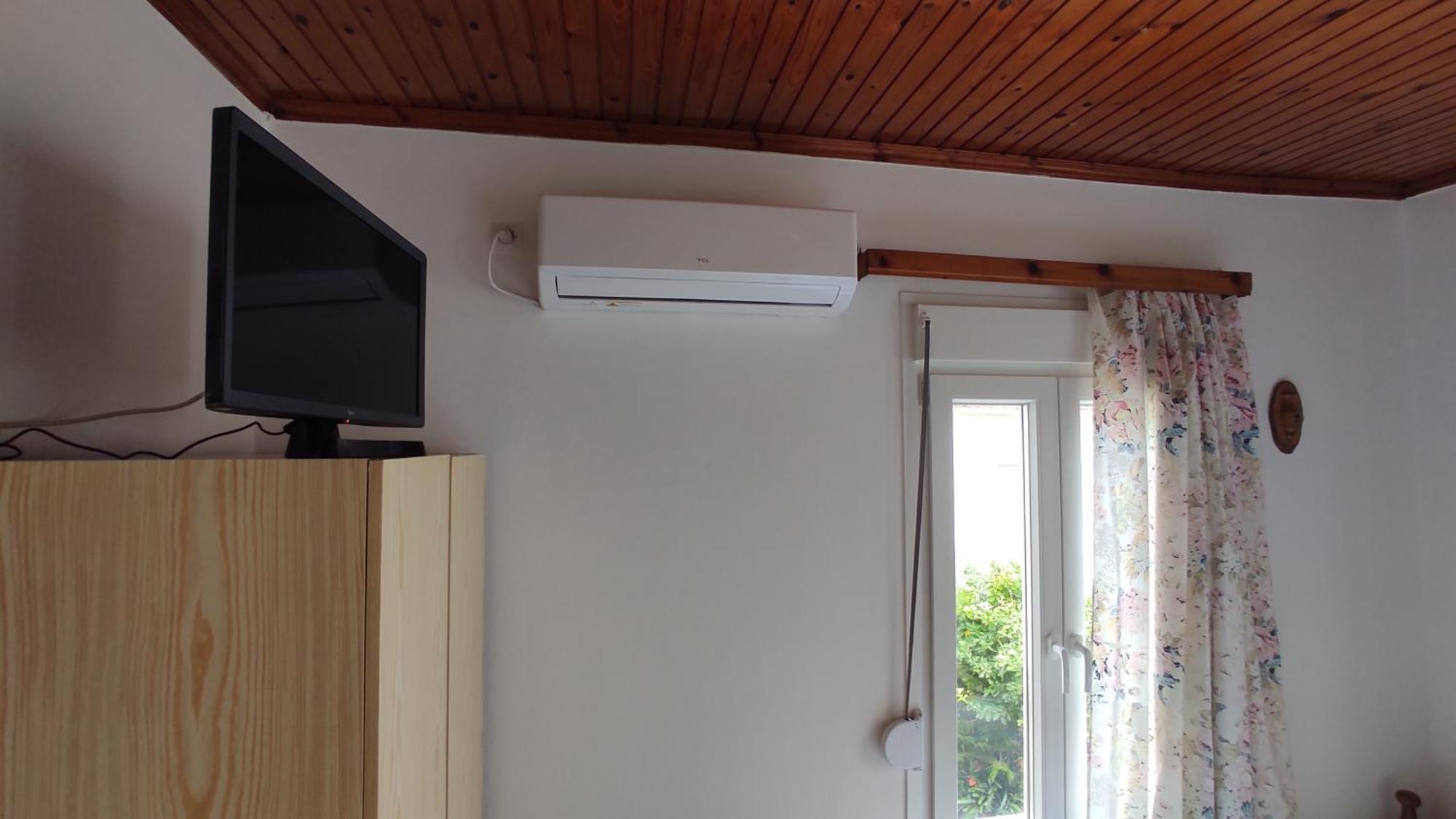 Angelos Rooms Mytilene Bagian luar foto