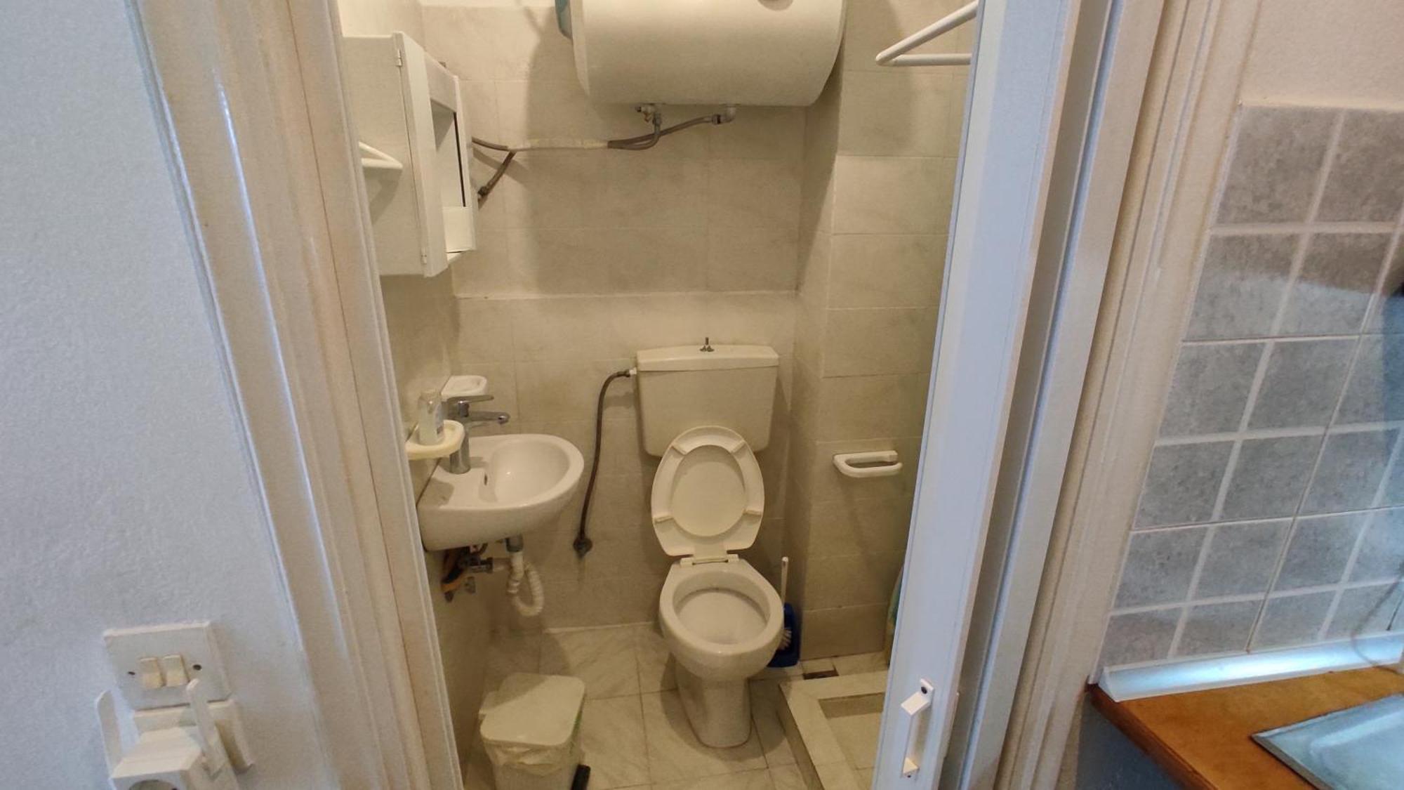 Angelos Rooms Mytilene Bagian luar foto